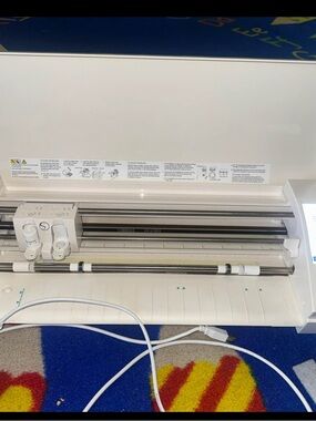 Silhouette Cameo 3  Electronic Cutting Machine in White